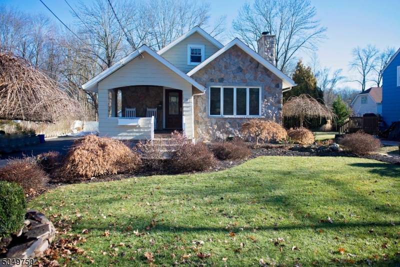 28 Brooklake Rd - Photo 1