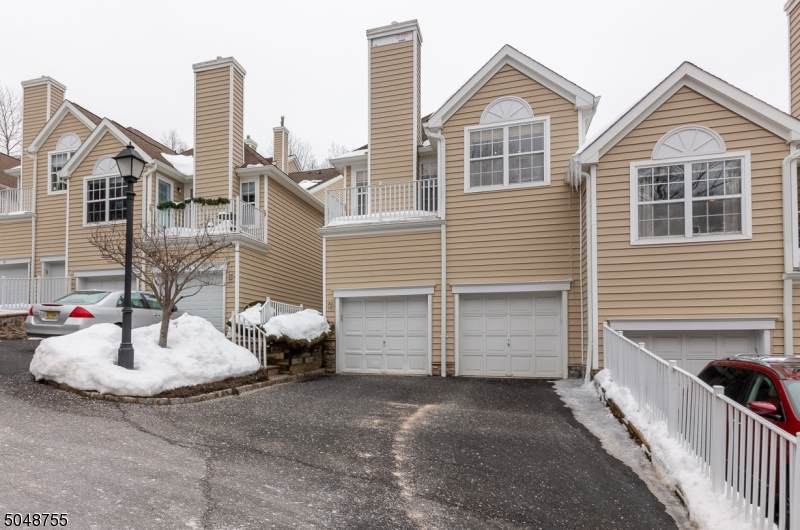18 Springholm Dr - Photo 1