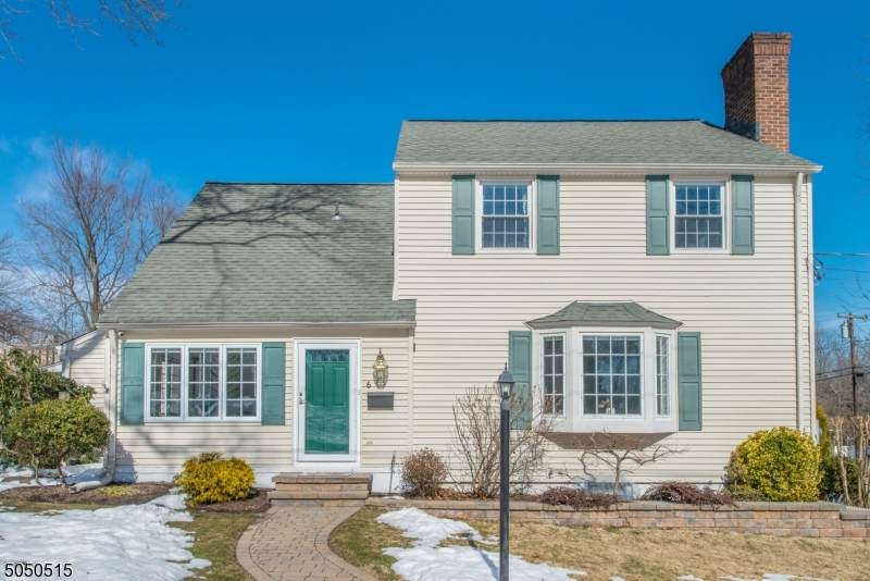 6 Springbrook Rd - Photo 1