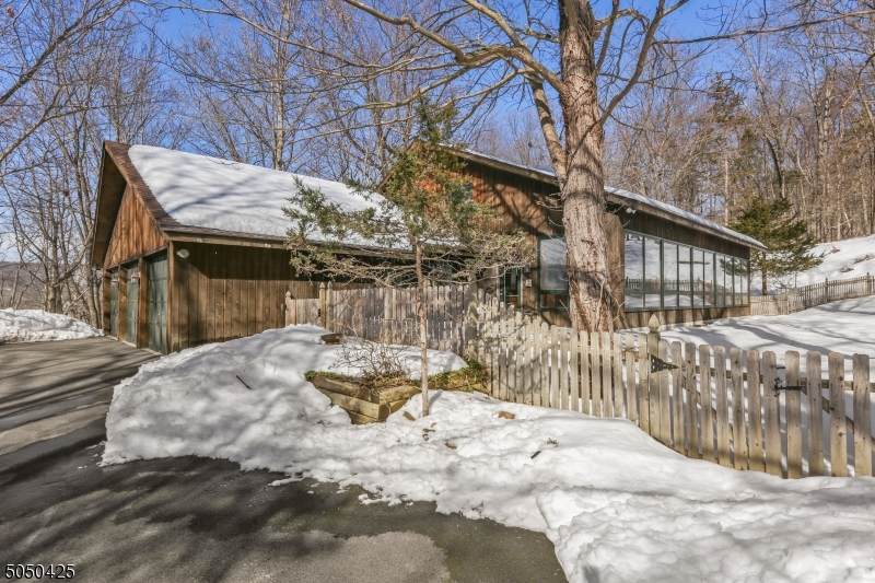 2 Hunters Glen - Photo 1