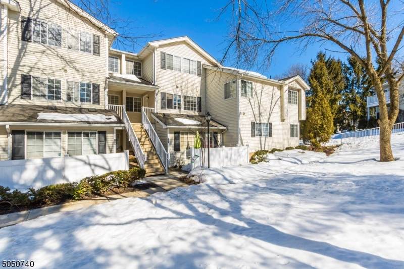 148 Cortland Ln - Photo 1