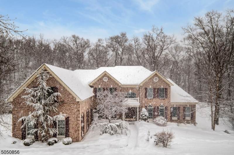 46 Morgan Dr - Photo 1