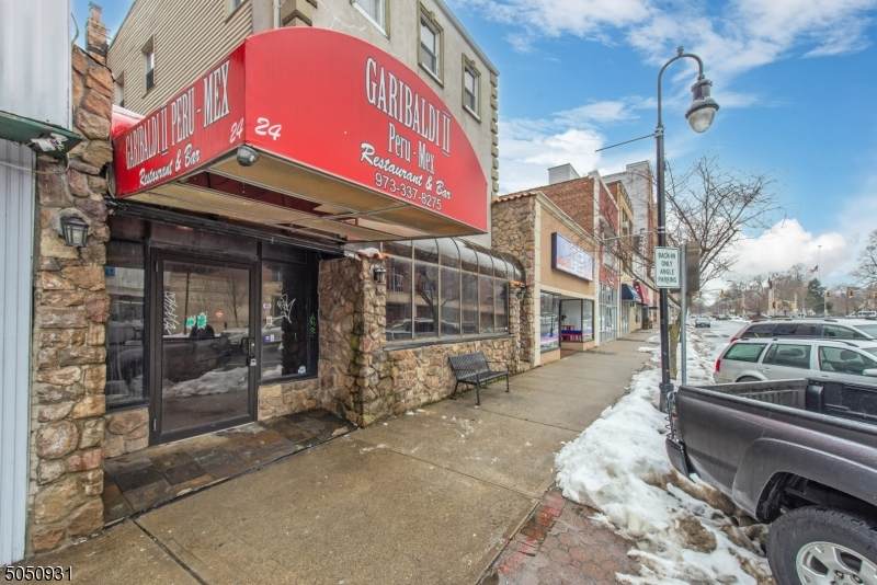 24 Broad St - Photo 1