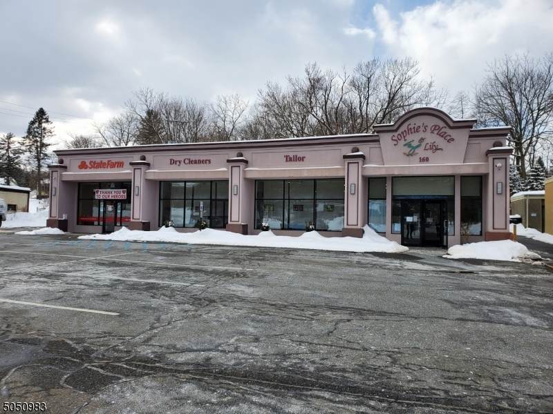 160 Woodport Rd - Photo 1