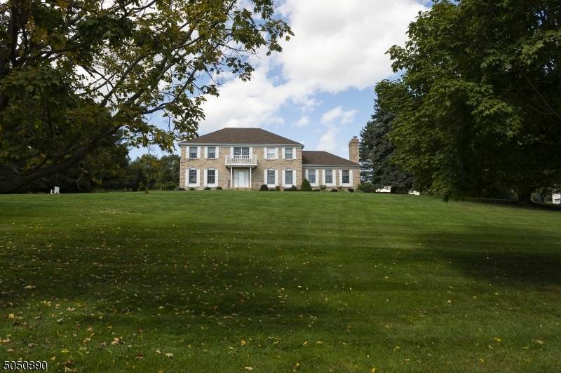 7 Squire Hill Rd - Photo 1