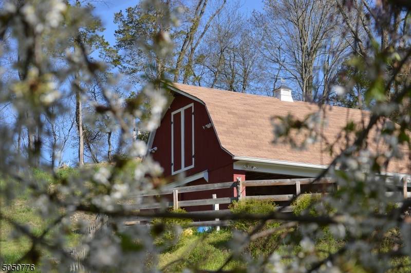 39 Locust Lake Rd - Photo 1