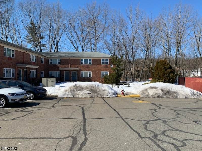 422 Ringwood Ave - Photo 1
