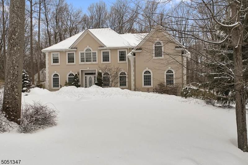 18 Stacey Ct - Photo 1