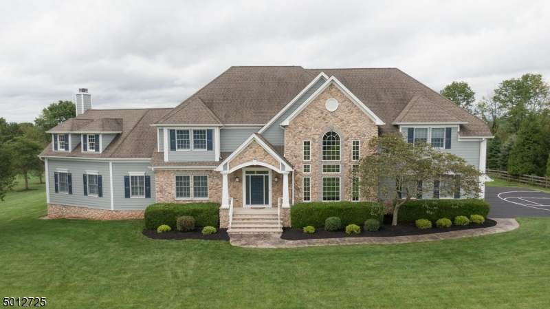7 Hemingway Dr - Photo 1