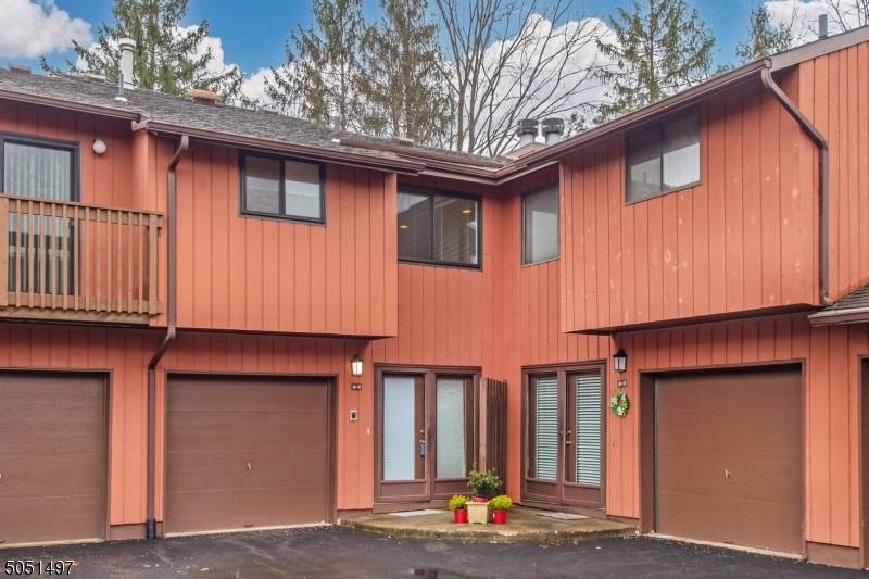 250 Ridgedale Ave A4 - Photo 1