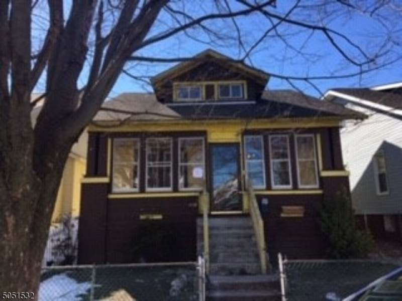 360 9th Ave - Photo 1