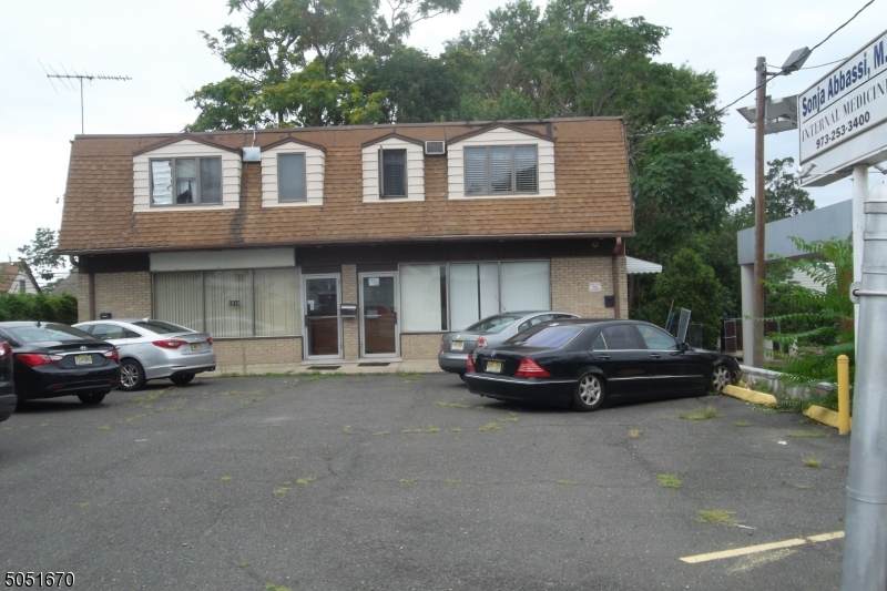 1618 Main Ave - Photo 1