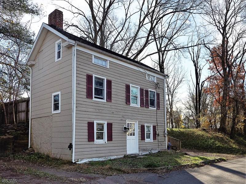12 Rick Rd - Photo 1