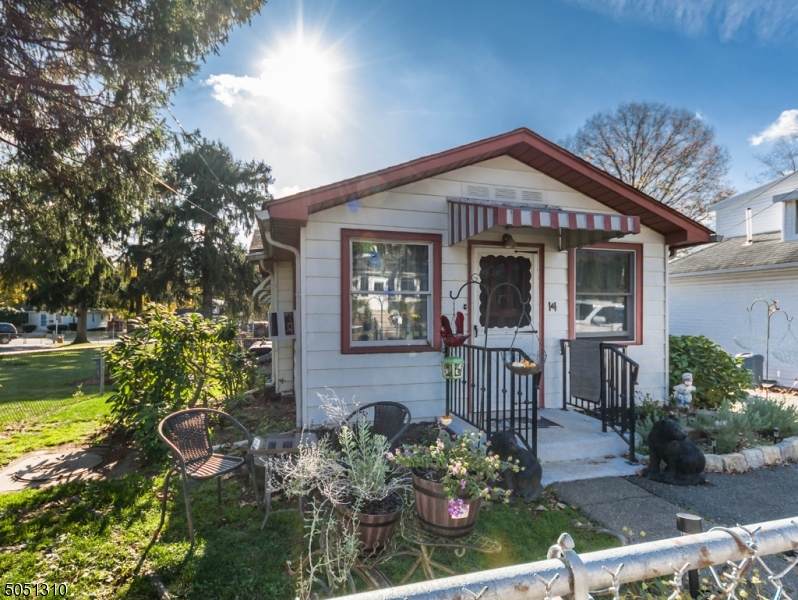 14 High St - Photo 1