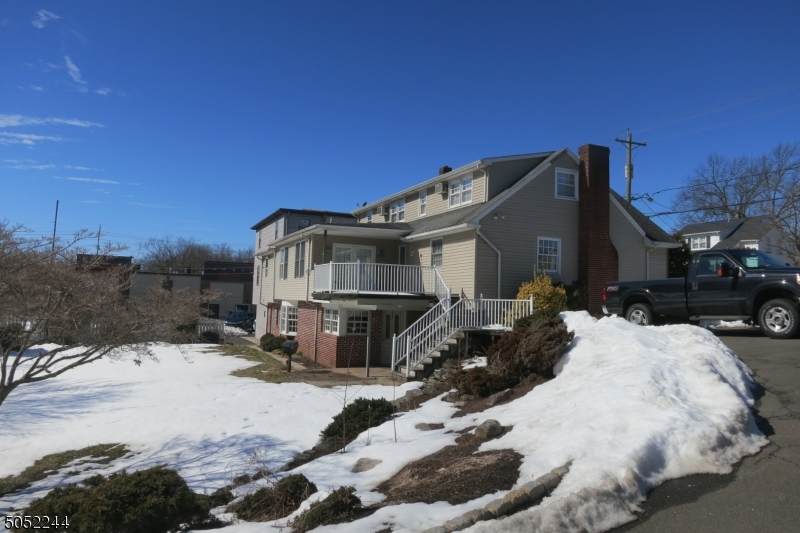 14 Plainfield Ave - Photo 1