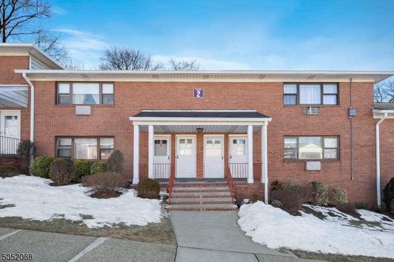2 Colonial Drive - Photo 1