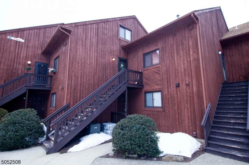 2 Sunrise Dr - Photo 1