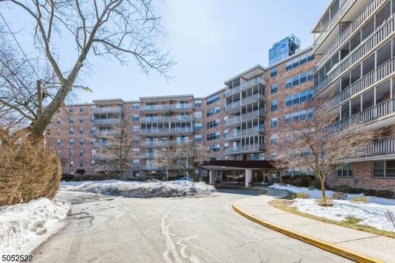 530 Valley Rd - Photo 1