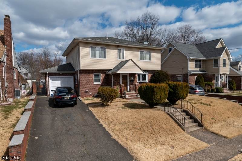38 Howard Ave - Photo 1