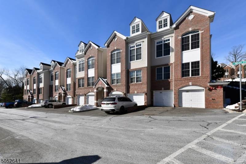 17 Nelke Ct - Photo 1