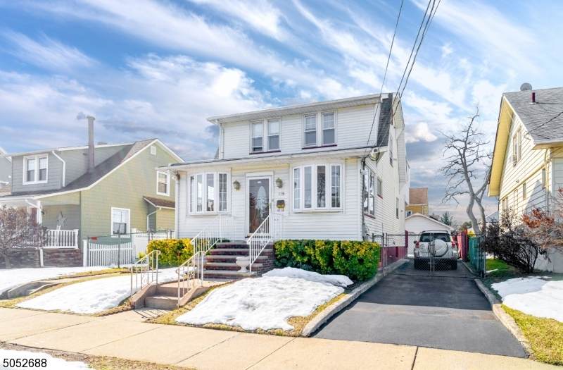 115 Arlington Ave - Photo 1