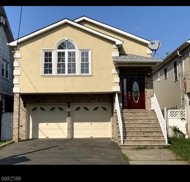 283 Florence Ave - Photo 1