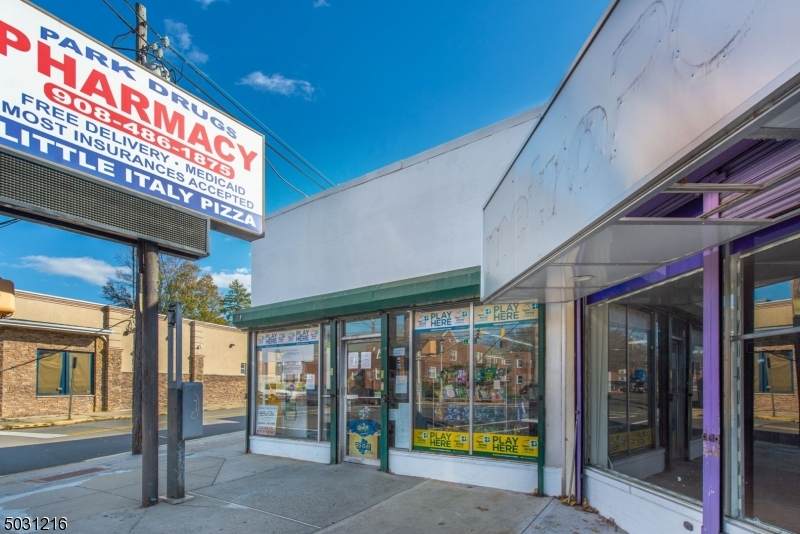 1726 E St Georges Ave - Photo 1