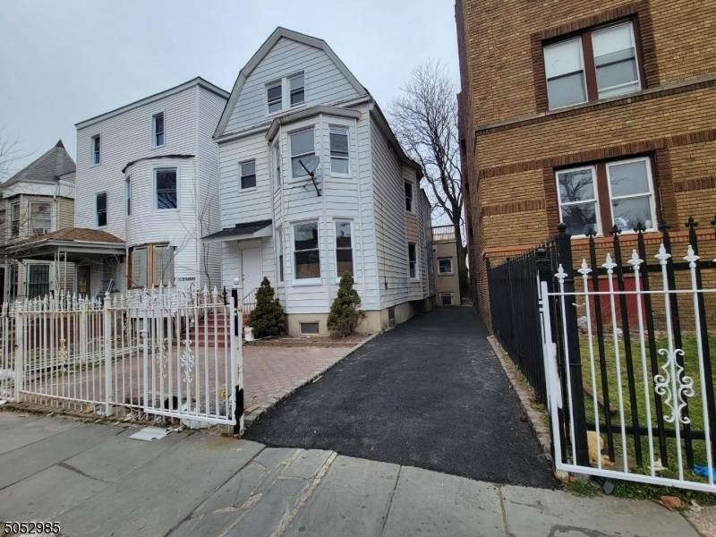 339 Park Ave - Photo 1
