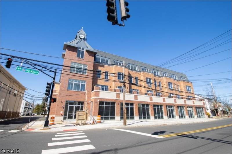 128 Main St - Photo 1