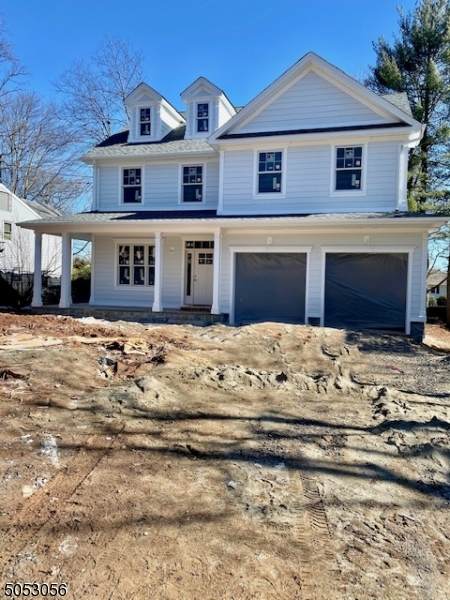 165 Tudor Oval - Photo 1