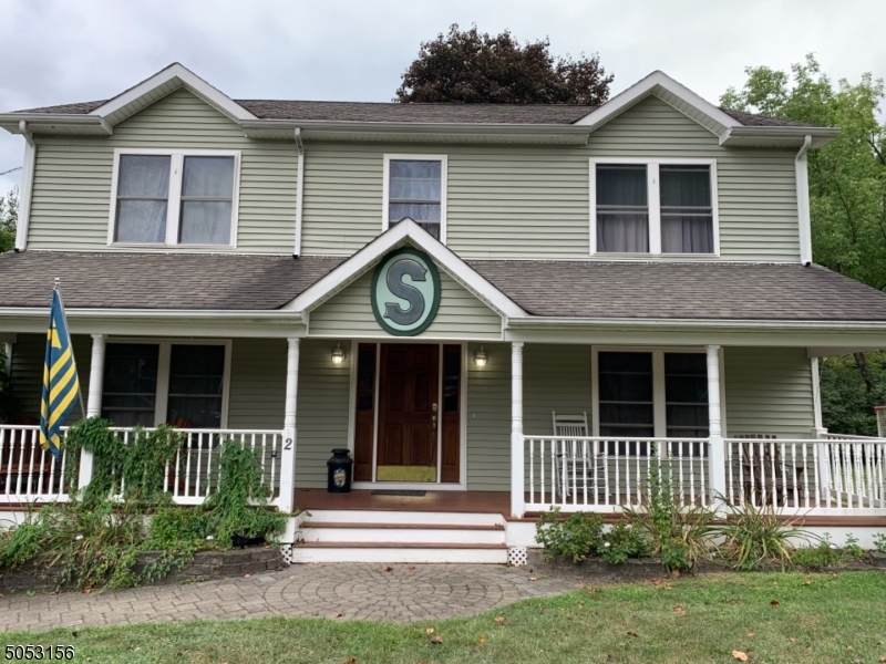 2 Woodland Dr - Photo 1