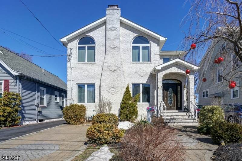 114 Cedar St - Photo 1