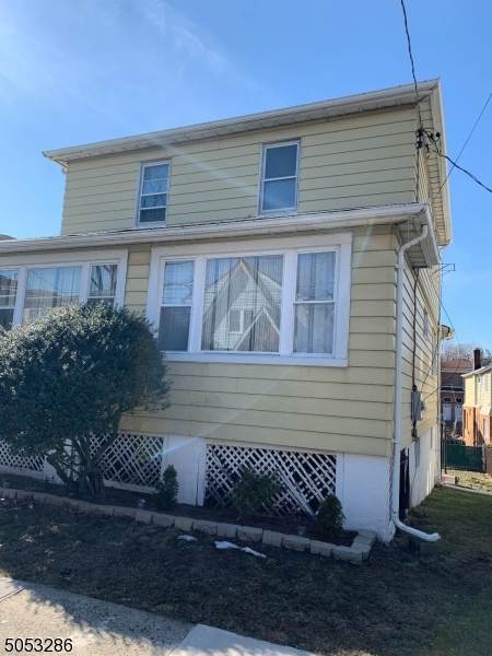 743 Jefferson Ave - Photo 1