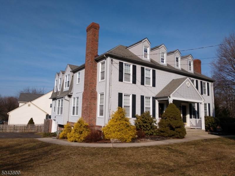 124 Leigh St - Photo 1