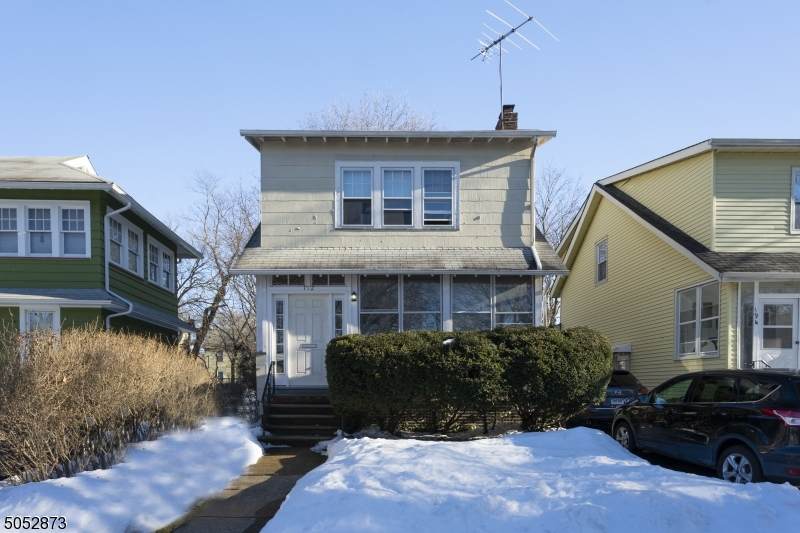 192 W Fairview Ave - Photo 1