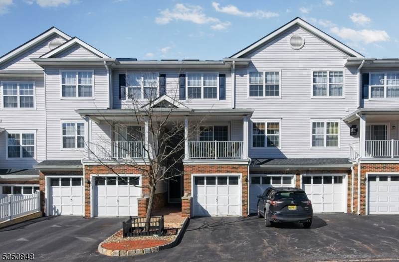 307 Dalton Ct - Photo 1