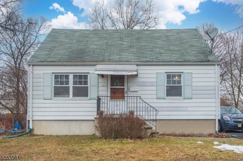 146 Oakmanor Pkwy - Photo 1