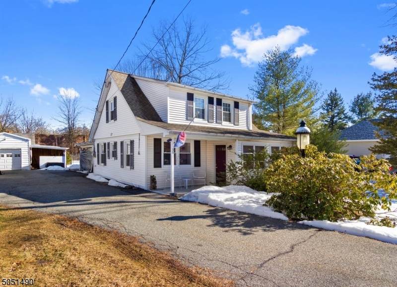 33 Boulevard Rd - Photo 1