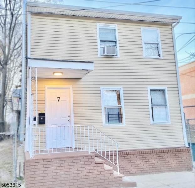 7 N 1st St - Photo 1