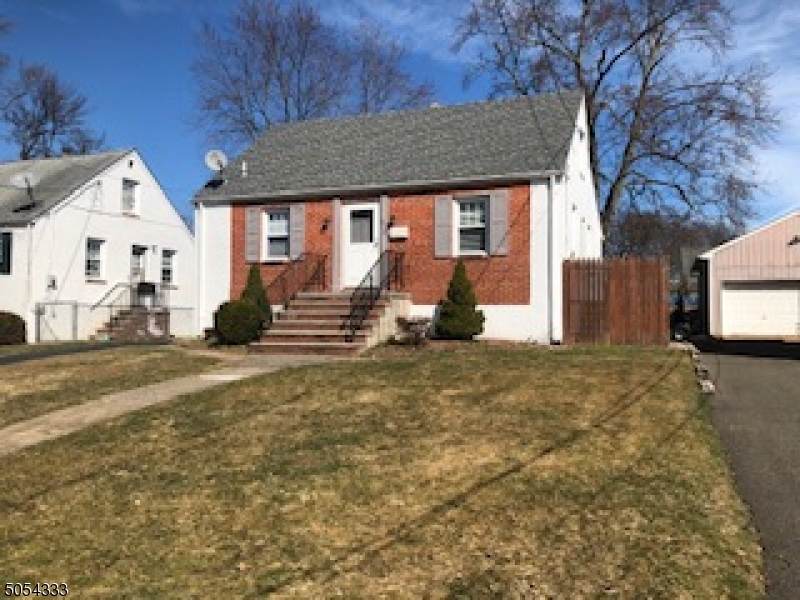 228 Stephenson Ave - Photo 1