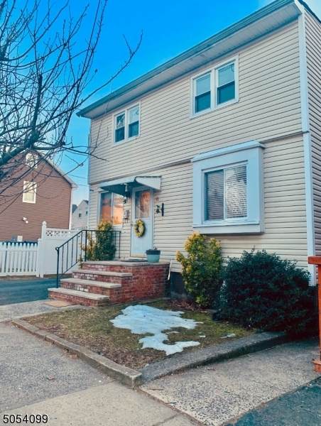 101 Sanford Ave - Photo 1