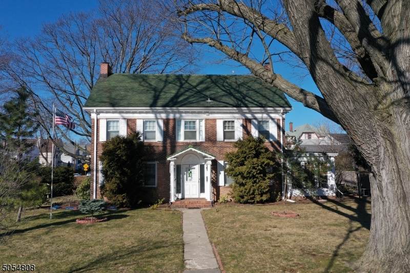 279 Grafton Ave - Photo 1