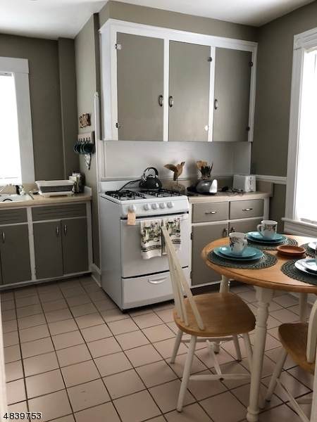 59 Mountain Ave - Photo 1