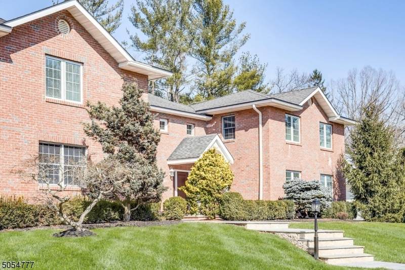 61 Joanna Way - Photo 1