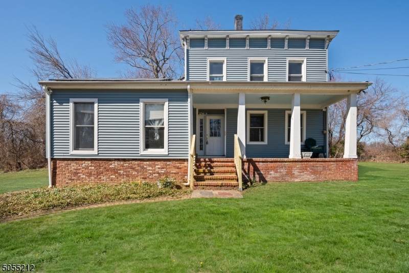 271 Dunhams Corner Rd - Photo 1