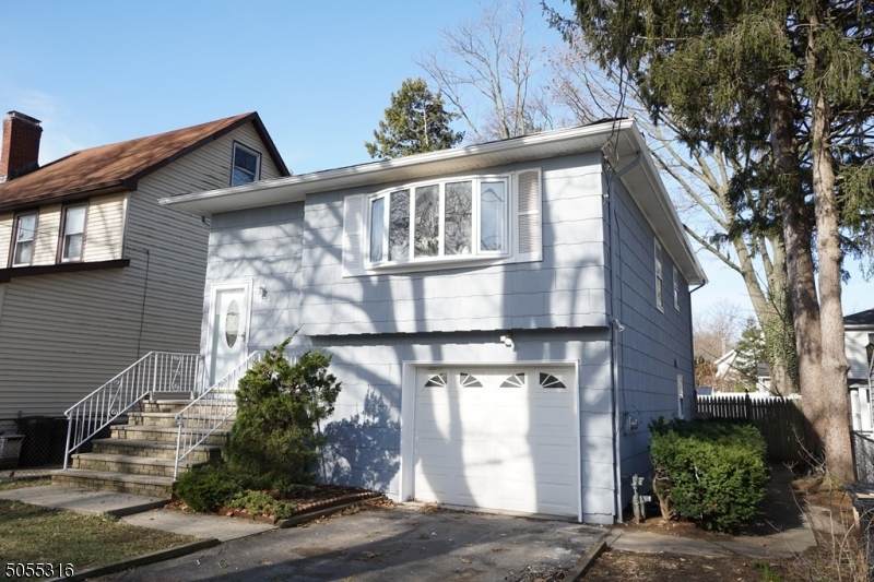1420 Brown Pl - Photo 1