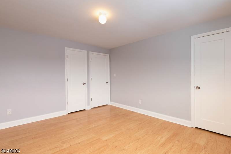 445 Morris Ave - Photo 1
