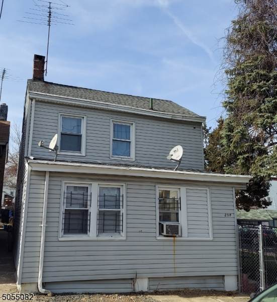 257 Liberty St - Photo 1