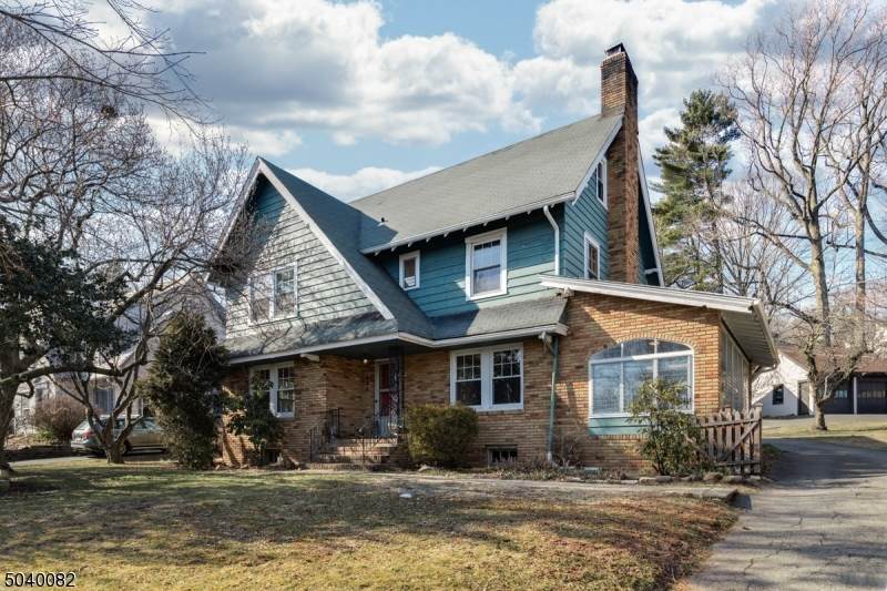 445 West South Orange Avenue - Photo 1