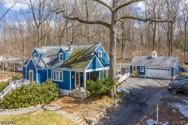 26 Hawks Schoolhouse Rd - Photo 1